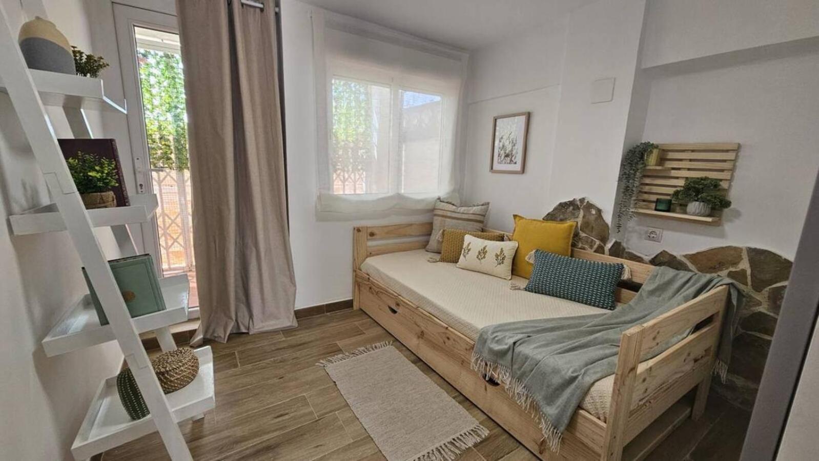 Nuevo Apartamento Moderno En Benicasim Con Terraza Y A Minutos De La Playa ベニカシム エクステリア 写真