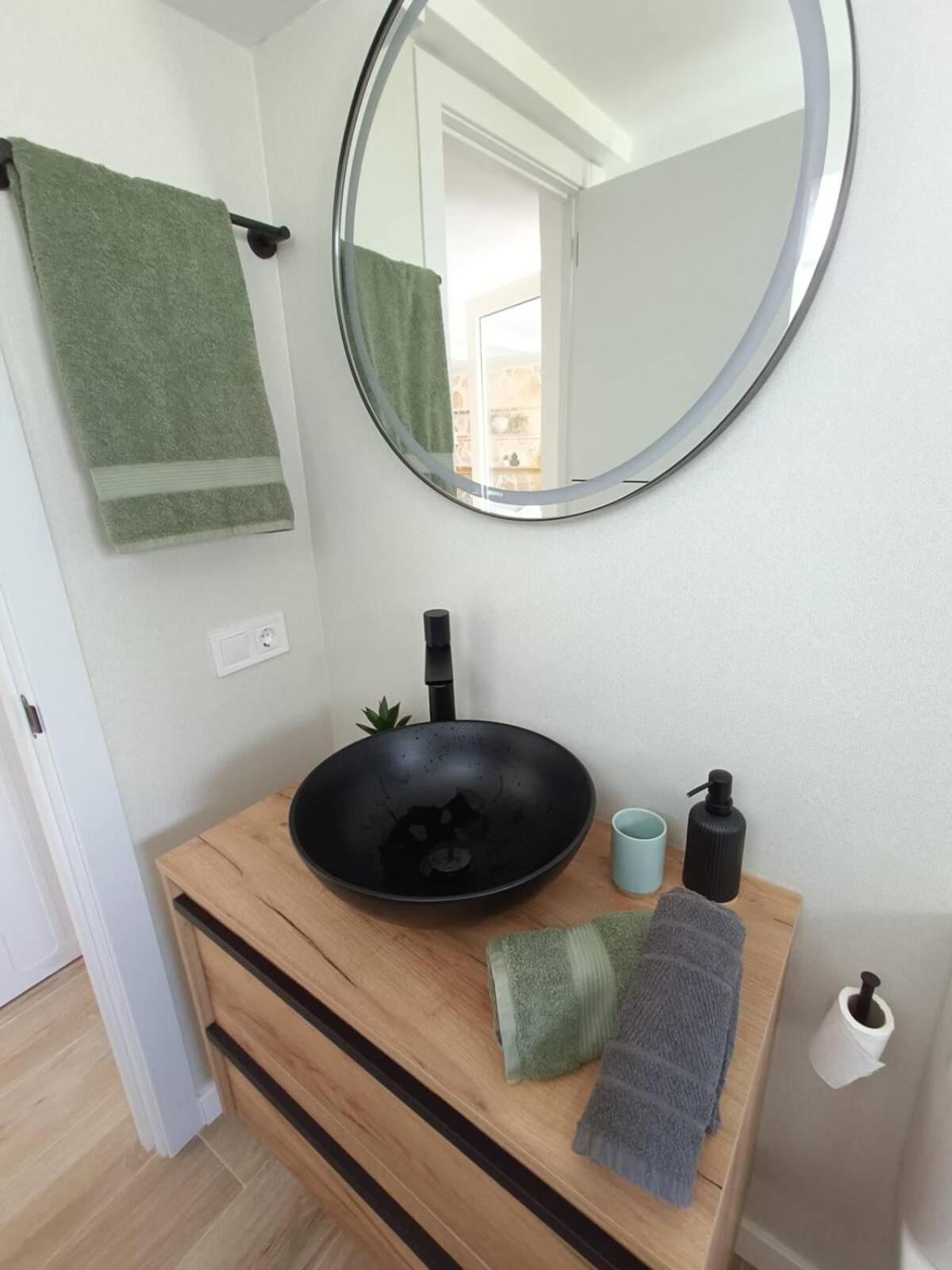 Nuevo Apartamento Moderno En Benicasim Con Terraza Y A Minutos De La Playa ベニカシム エクステリア 写真