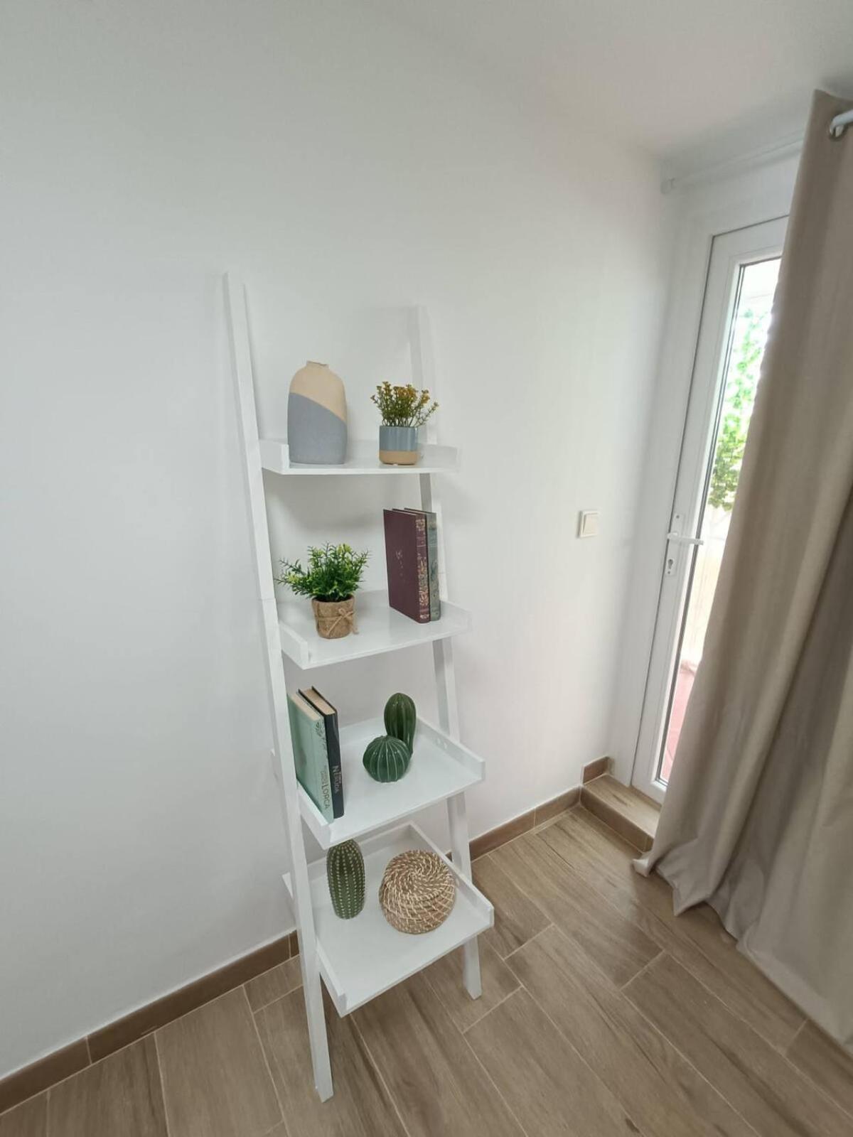 Nuevo Apartamento Moderno En Benicasim Con Terraza Y A Minutos De La Playa ベニカシム エクステリア 写真